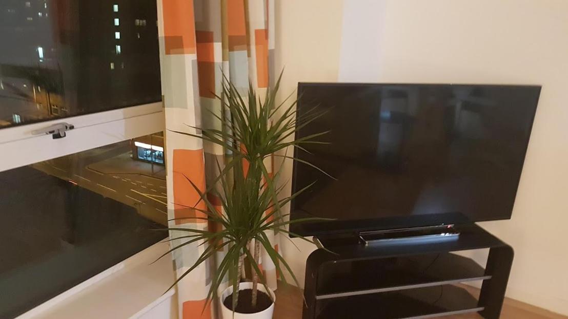 Marco Island -Very Spacious City Centre 1 Bedroom Apartment Nottingham Buitenkant foto